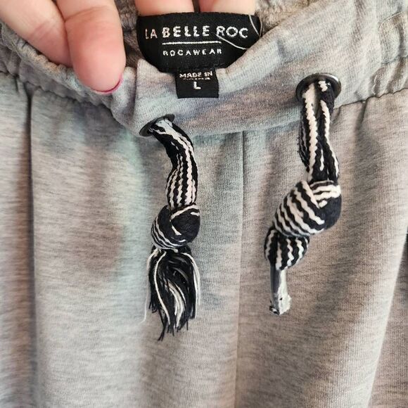 La Belle Roc Rocawear Patch Work Drop Crotch Joggers Size Large - Picture 3 of 3